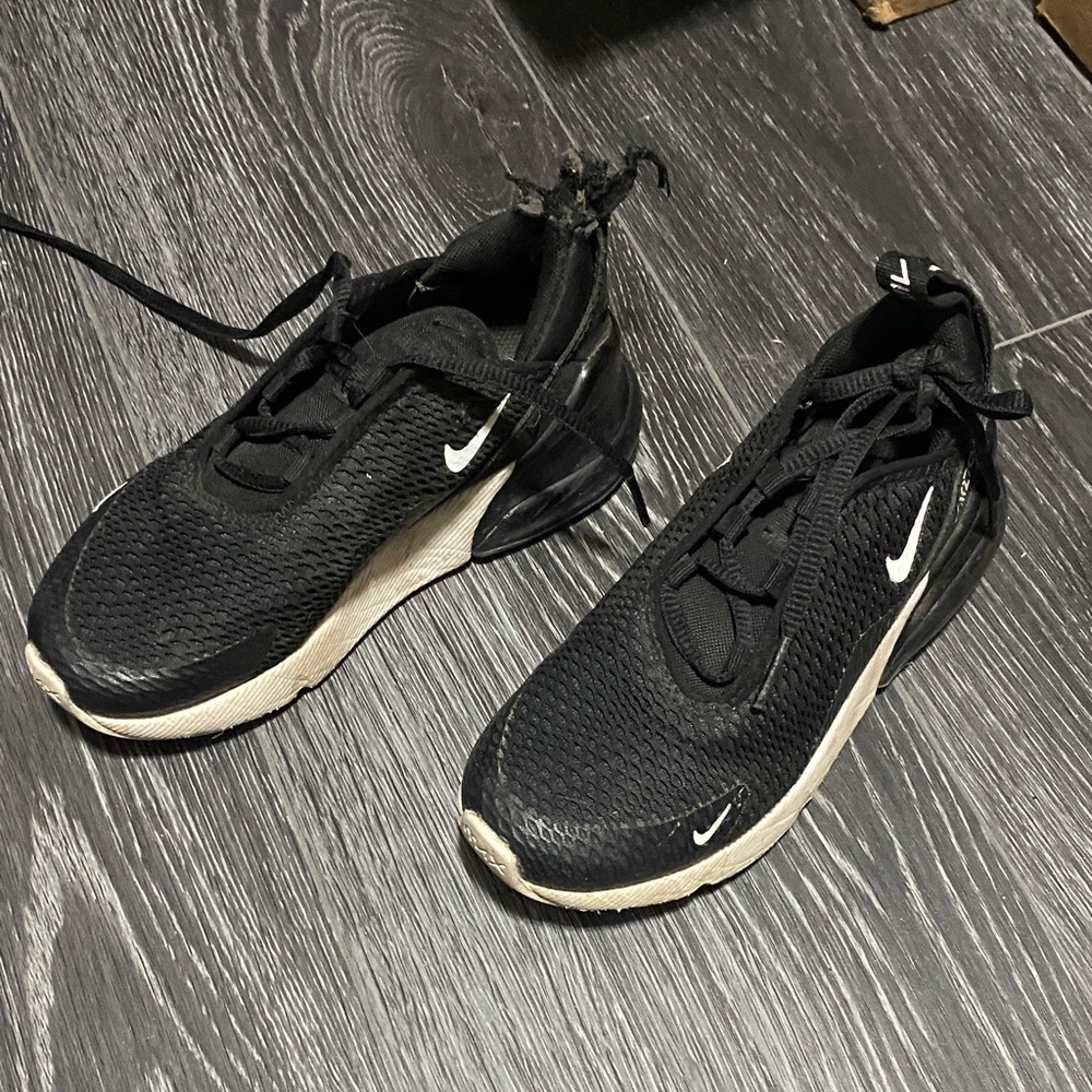 Nike Black and White Mesh Running Sneakers